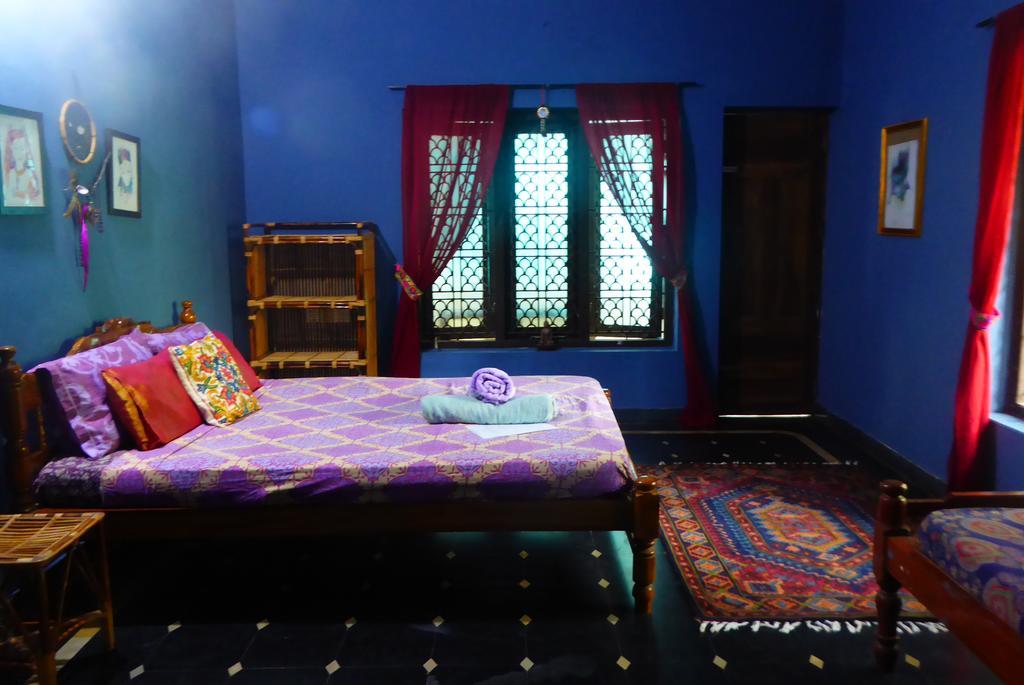 Mk Gardens Surf & Yoga House Varkala Exterior photo